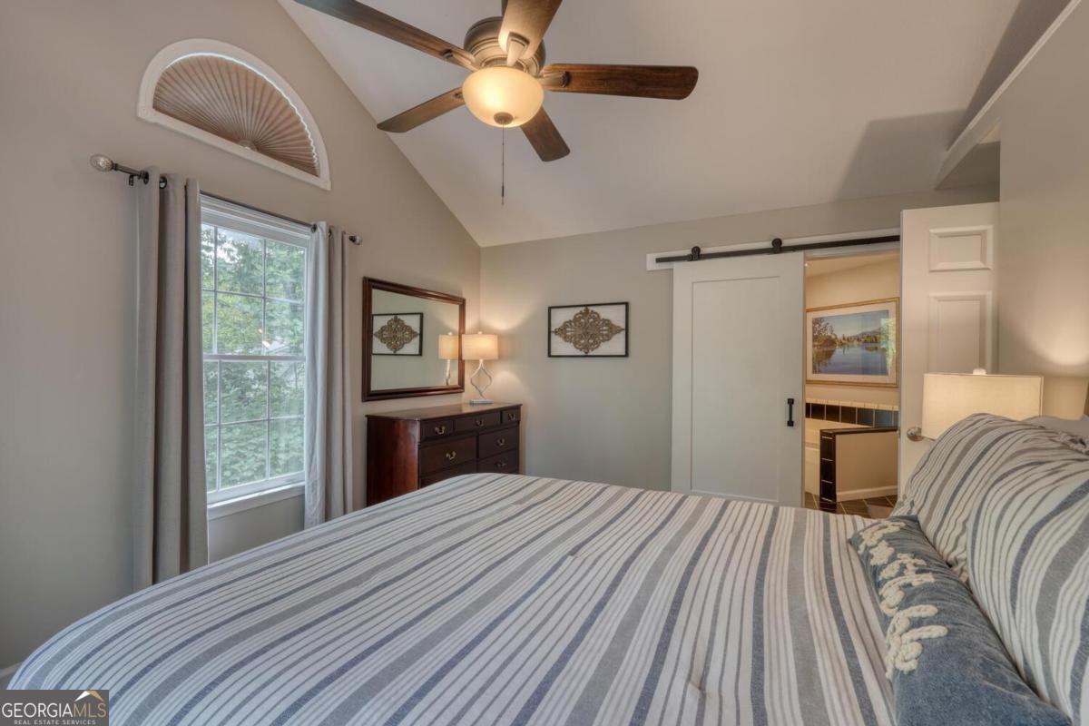 Blairsville, Georgia, 30512, United States, 4 Bedrooms Bedrooms, ,4 BathroomsBathrooms,Residential,Active,1926683