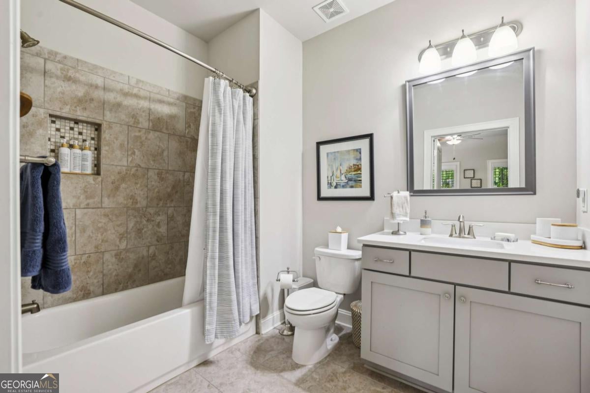 Alpharetta, Georgia, 30009, United States, 3 Bedrooms Bedrooms, ,4 BathroomsBathrooms,Residential,Active,1914849
