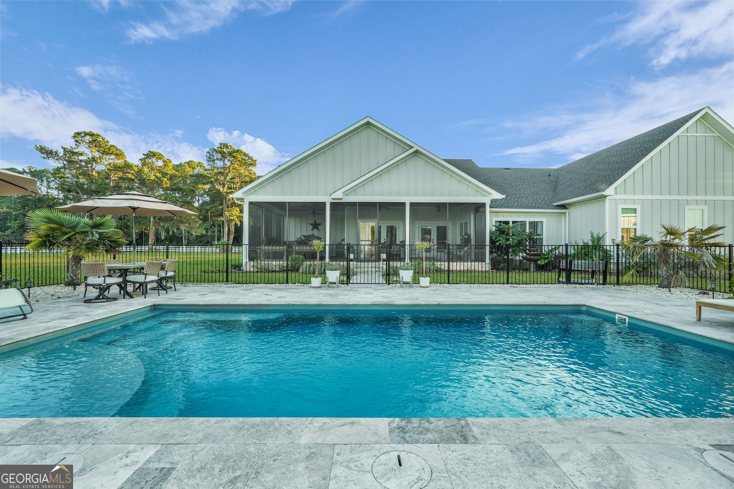 Midway, Georgia, 31320, United States, 5 Bedrooms Bedrooms, ,3 BathroomsBathrooms,Residential,Active,1959929