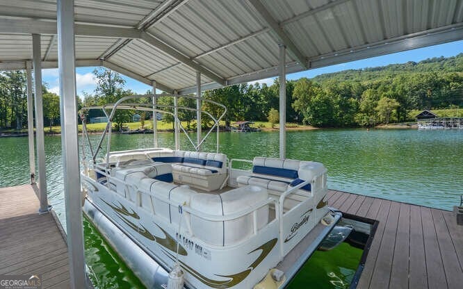 Hiawassee, Georgia, 30546, United States, 4 Bedrooms Bedrooms, ,3 BathroomsBathrooms,Residential,Active,1945091