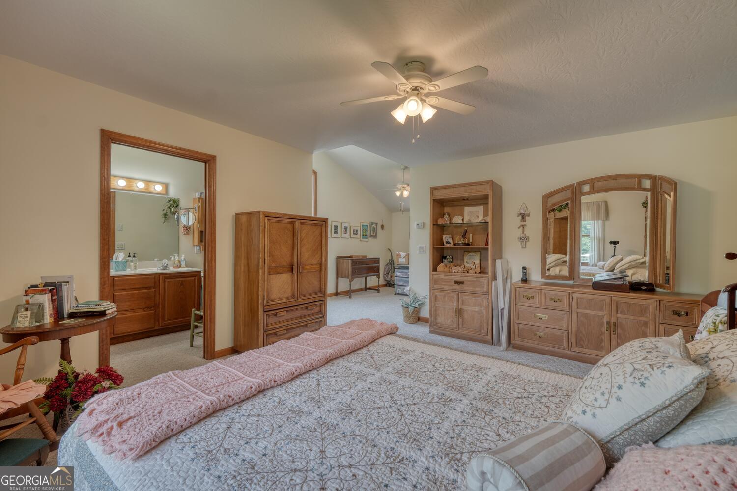 Blairsville, Georgia, 30512, United States, 3 Bedrooms Bedrooms, ,3 BathroomsBathrooms,Residential,Active,1898214