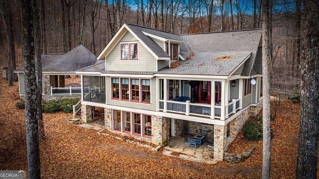 Murphy, North Carolina, 28906, United States, 5 Bedrooms Bedrooms, ,6 BathroomsBathrooms,Residential,Active,2001080