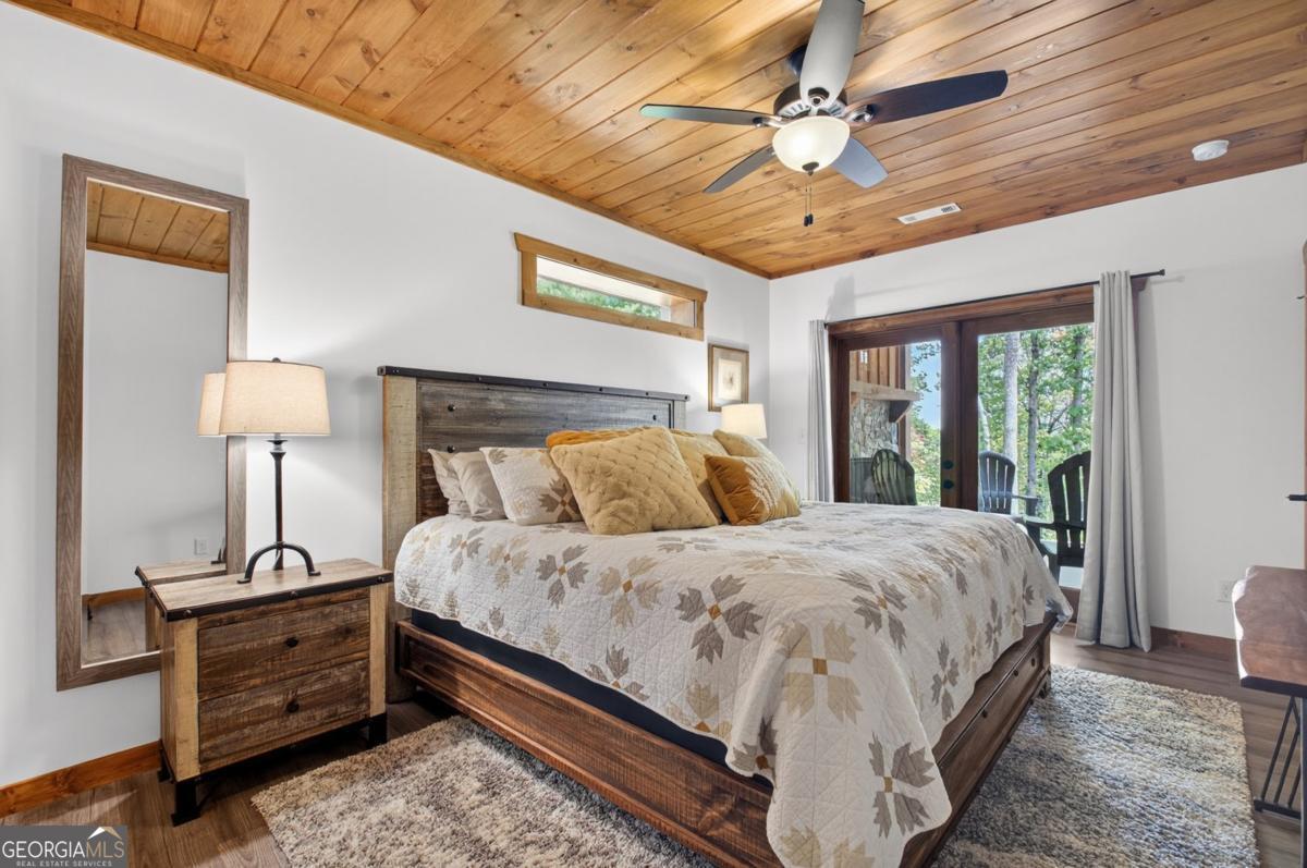 Morganton, Georgia, 30560, United States, 4 Bedrooms Bedrooms, ,4 BathroomsBathrooms,Residential,Active,1853343