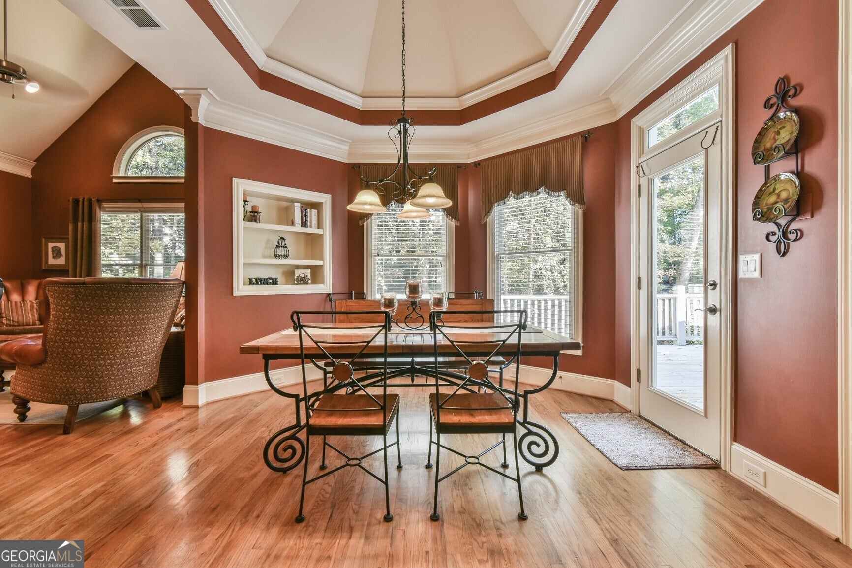 Suwanee, Georgia, 30024, United States, 5 Bedrooms Bedrooms, ,5 BathroomsBathrooms,Residential,Active,1970927