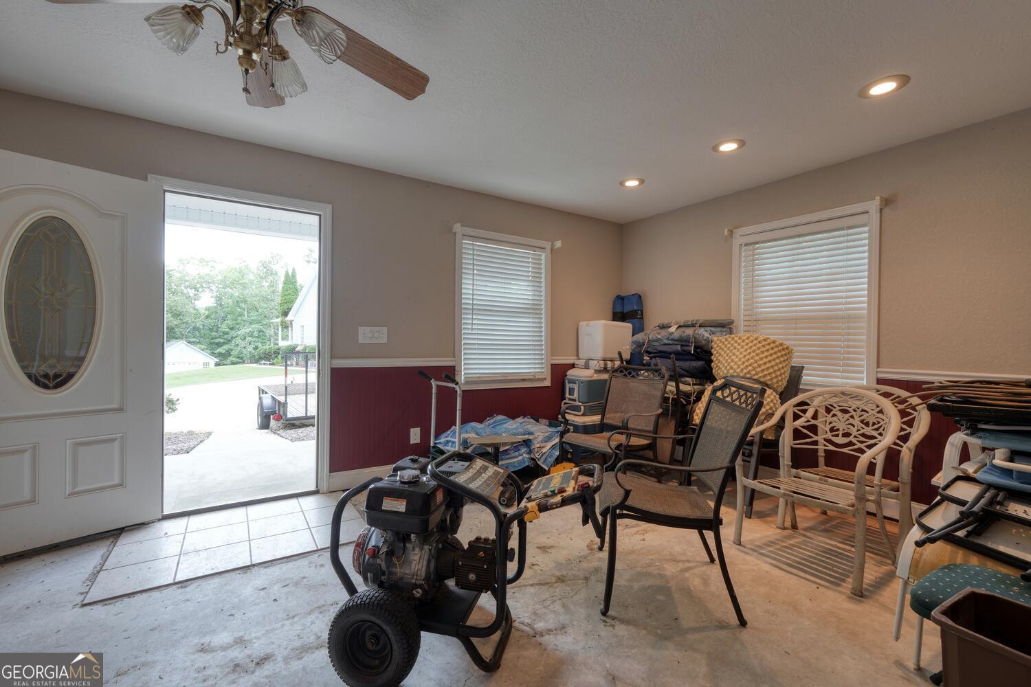 Blairsville, Georgia, 30512, United States, 4 Bedrooms Bedrooms, ,4 BathroomsBathrooms,Residential,Active,1897990