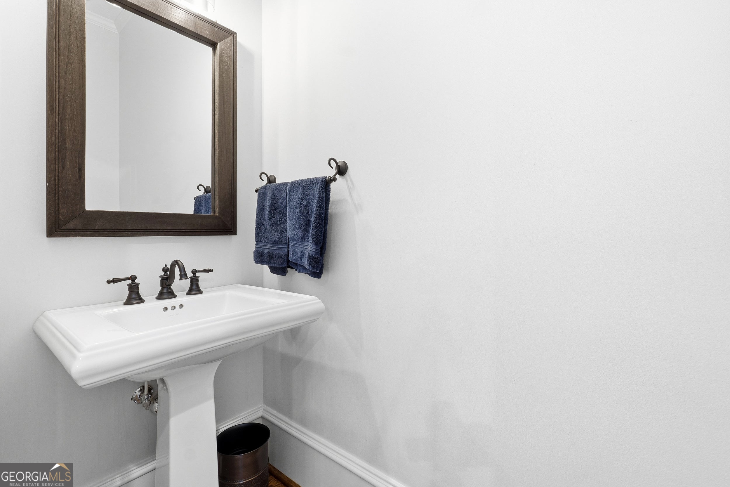 Kennesaw, Georgia, 30152, United States, 6 Bedrooms Bedrooms, ,8 BathroomsBathrooms,Residential,Active,2009375