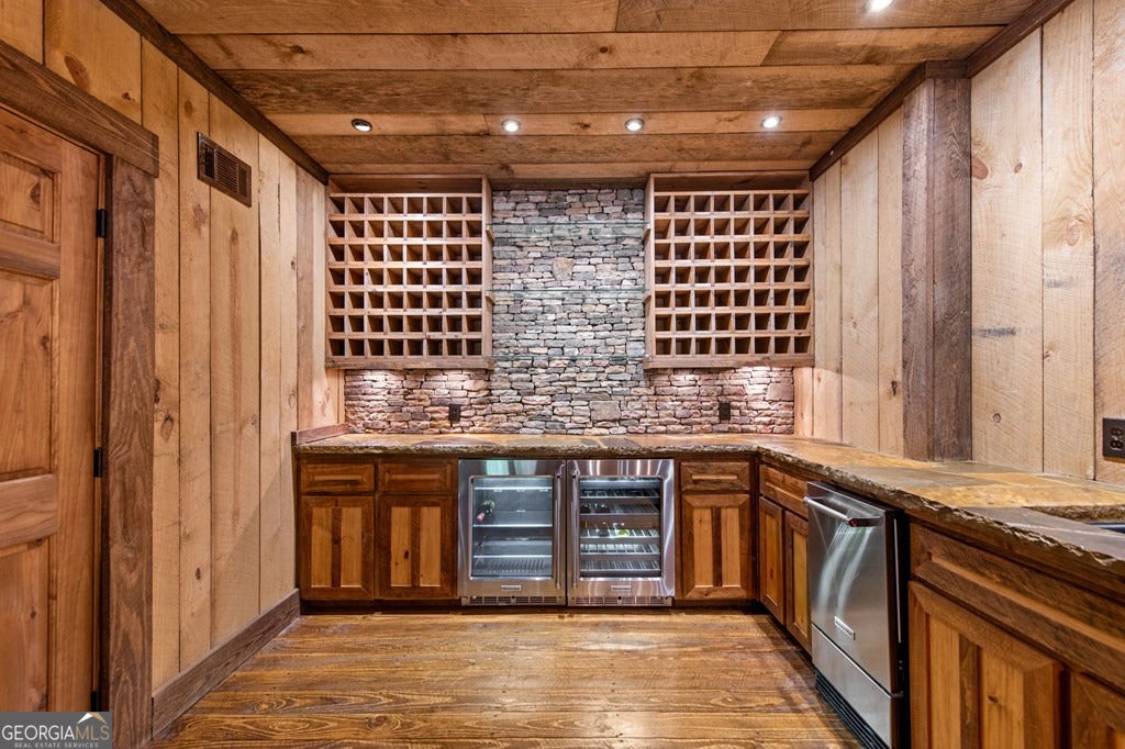 Cherry Log, Georgia, 30522, United States, 5 Bedrooms Bedrooms, ,5 BathroomsBathrooms,Residential,Active,2045694