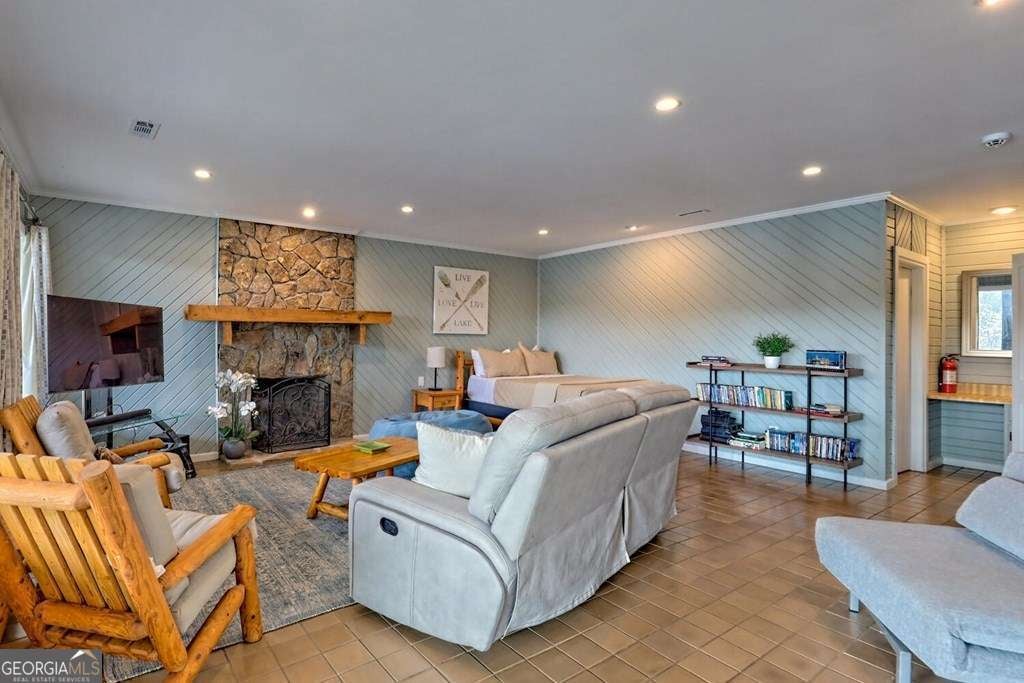 Blairsville, Georgia, 30512, United States, 4 Bedrooms Bedrooms, ,6 BathroomsBathrooms,Residential,Active,1922313