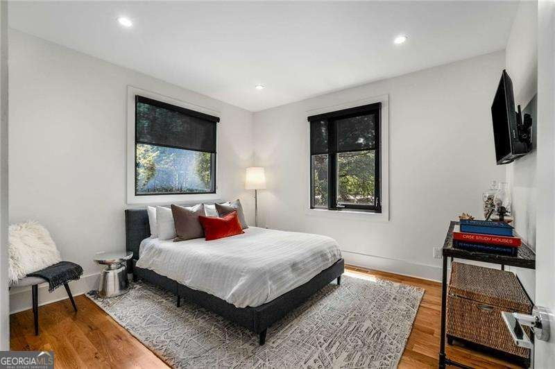 Atlanta, Georgia, 30306, United States, 4 Bedrooms Bedrooms, ,4 BathroomsBathrooms,Residential,Active,1828965