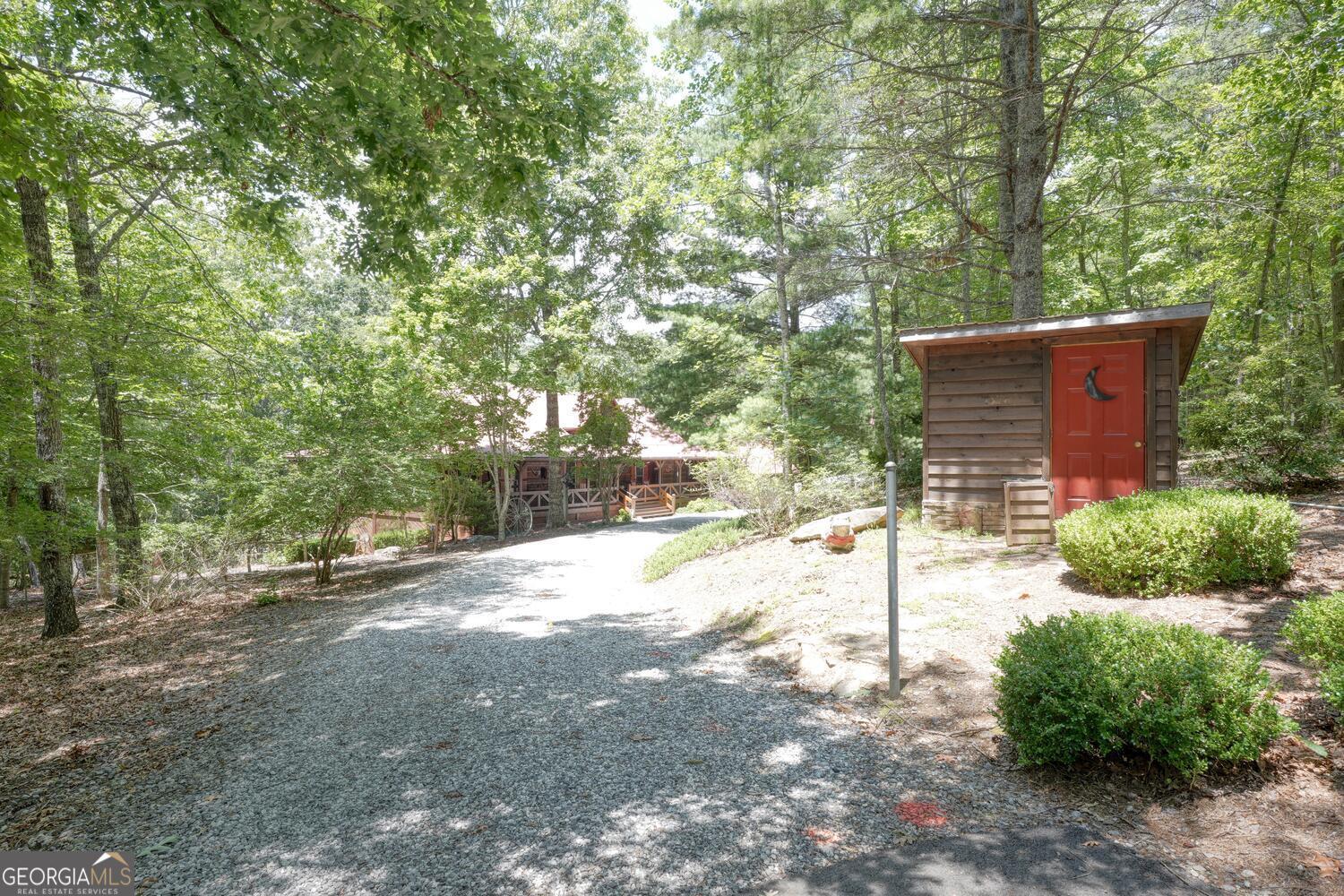 Blairsville, Georgia, 30512, United States, 4 Bedrooms Bedrooms, ,5 BathroomsBathrooms,Residential,Active,1898219