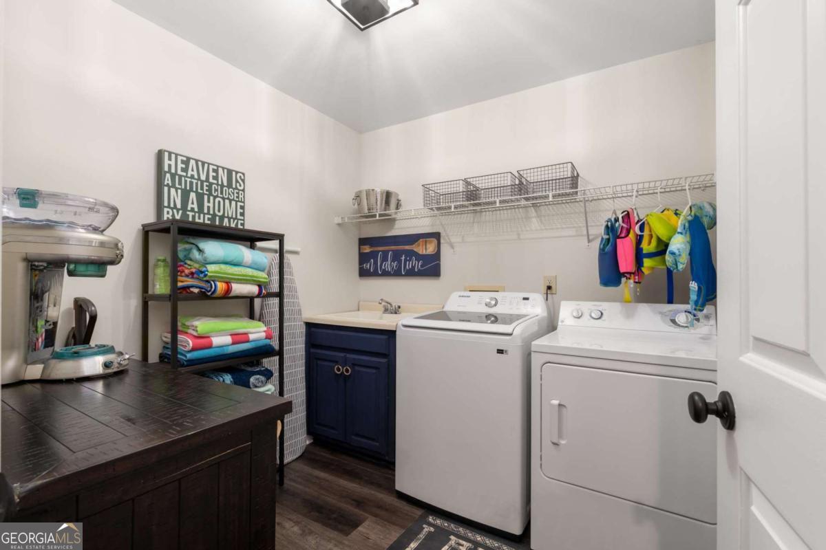 Buford, Georgia, 30518, United States, 5 Bedrooms Bedrooms, ,4 BathroomsBathrooms,Residential,Active,1764462