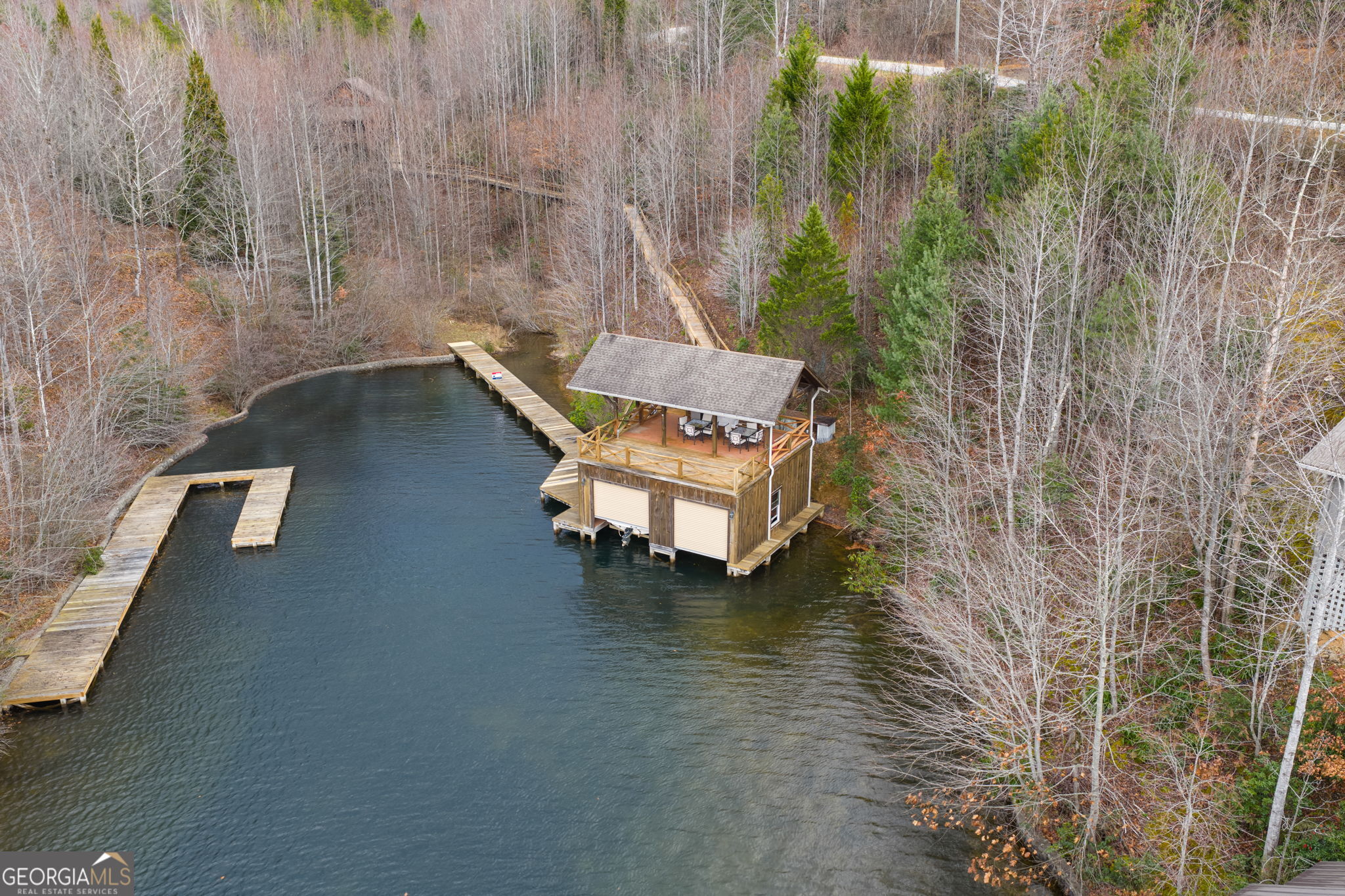 Clarkesville, Georgia, 30523, United States, 3 Bedrooms Bedrooms, ,4 BathroomsBathrooms,Residential,Active,2007020