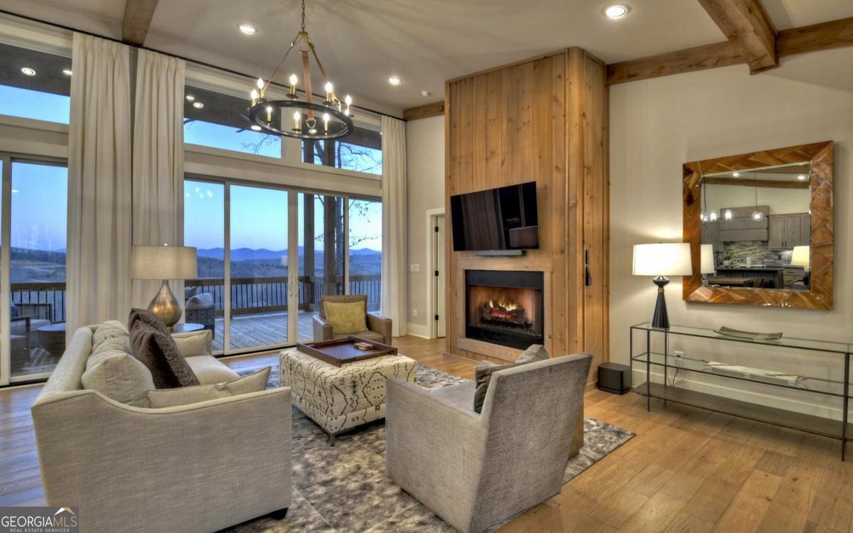 Morganton, Georgia, 30560, United States, 3 Bedrooms Bedrooms, ,4 BathroomsBathrooms,Residential,Active,2010579