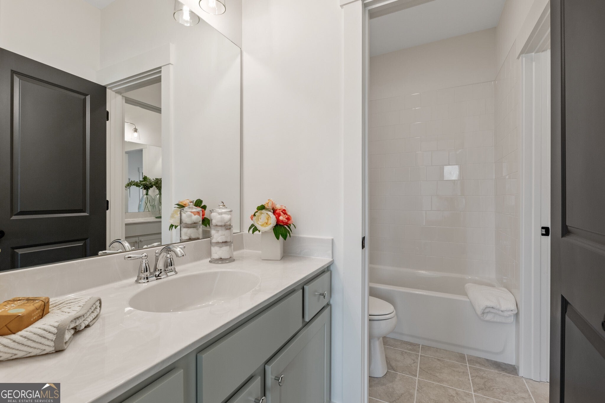 Cumming, Georgia, 30041, United States, 5 Bedrooms Bedrooms, ,5 BathroomsBathrooms,Residential,Active,1964470