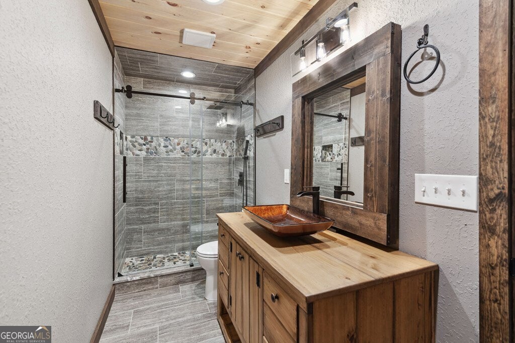 Blue Ridge, Georgia, 30513, United States, 3 Bedrooms Bedrooms, ,4 BathroomsBathrooms,Residential,Active,2008014