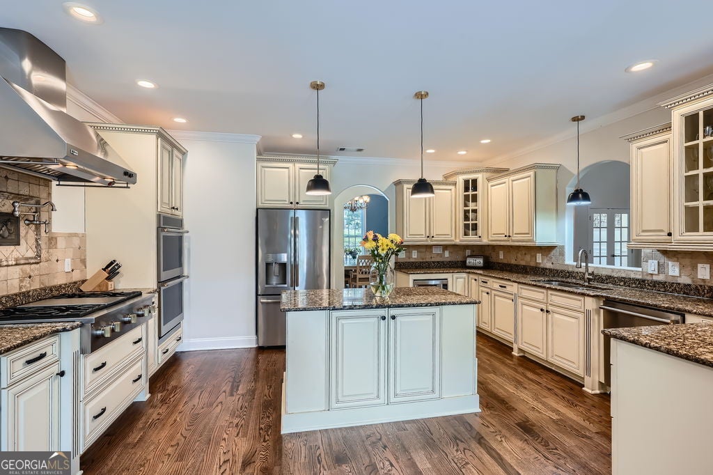 Powder Springs, Georgia, 30127, United States, 6 Bedrooms Bedrooms, ,5 BathroomsBathrooms,Residential,Active,1863262