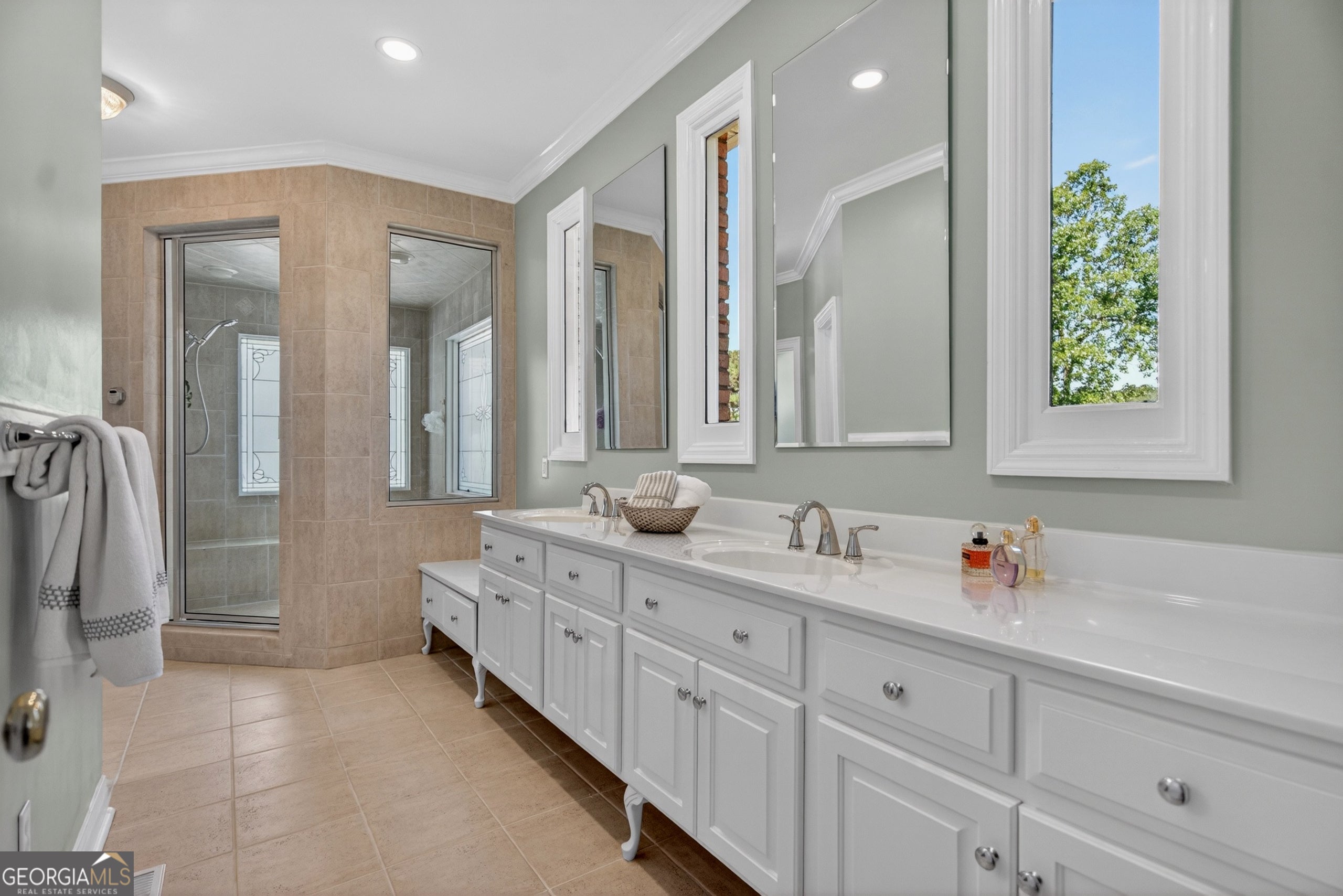 Pine Mountain, Georgia, 31822, United States, 4 Bedrooms Bedrooms, ,6 BathroomsBathrooms,Residential,Active,2045015