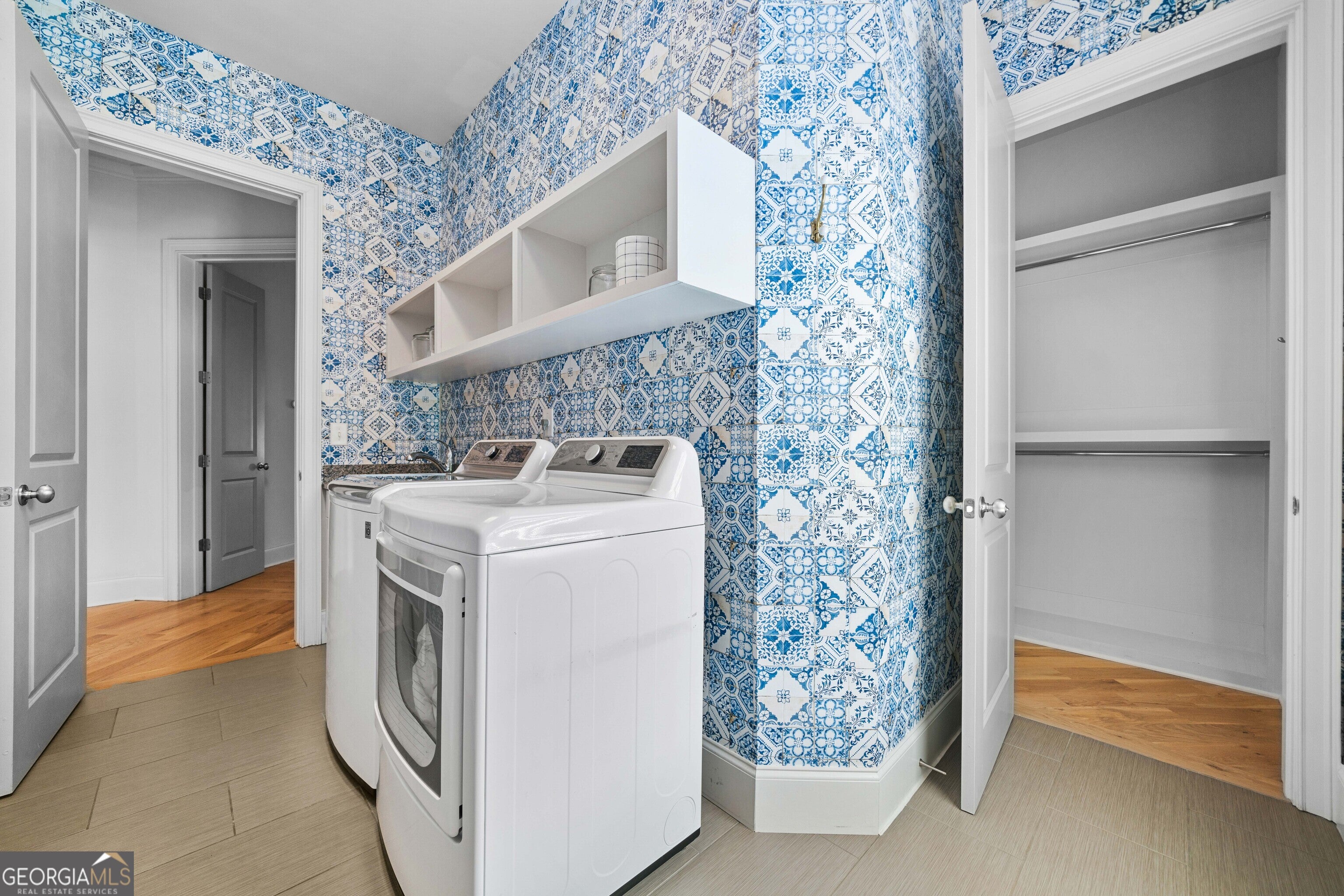 Milton, Georgia, 30004, United States, 5 Bedrooms Bedrooms, ,7 BathroomsBathrooms,Residential,Active,2011219