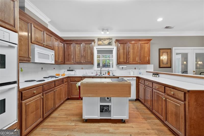 Suwanee, Georgia, 30024, United States, 7 Bedrooms Bedrooms, ,6 BathroomsBathrooms,Residential,Active,1990679