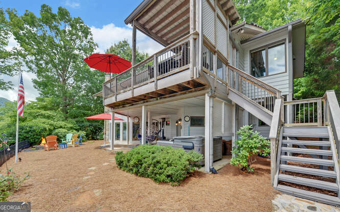 Hiawassee, Georgia, 30546, United States, 4 Bedrooms Bedrooms, ,3 BathroomsBathrooms,Residential,Active,1863272