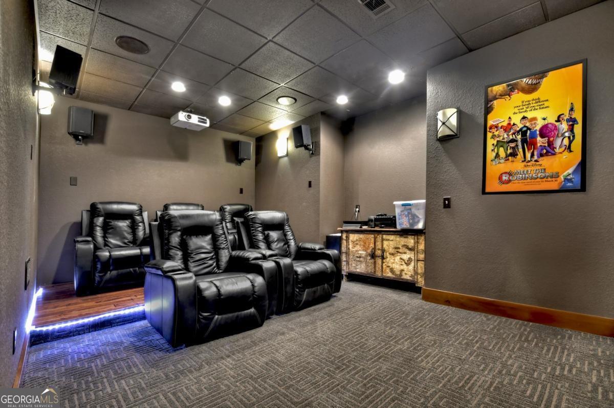 Ellijay, Georgia, 30536, United States, 5 Bedrooms Bedrooms, ,6 BathroomsBathrooms,Residential,Active,1953697