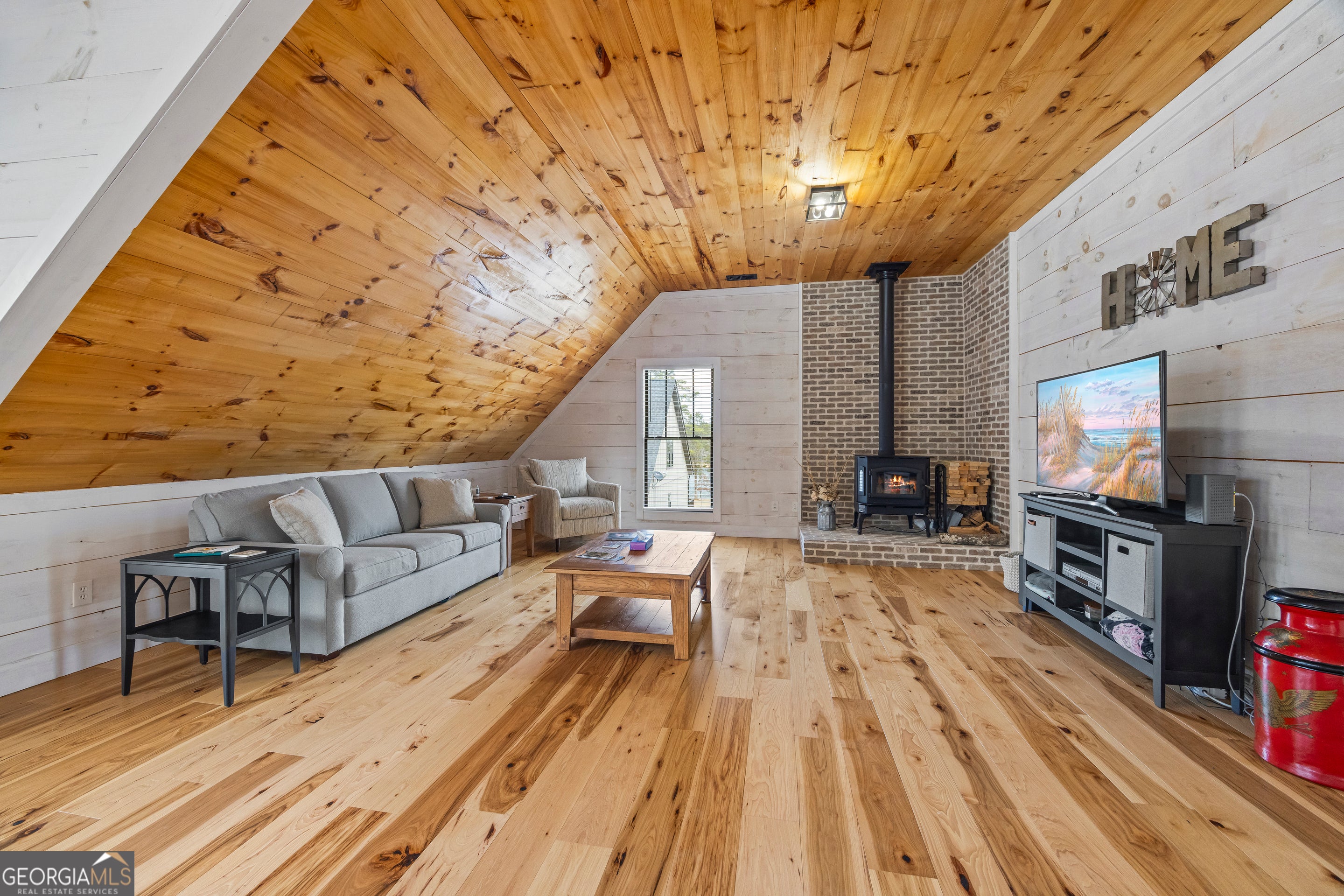 Hartwell, Georgia, 30643, United States, 6 Bedrooms Bedrooms, ,6 BathroomsBathrooms,Residential,Active,2011216