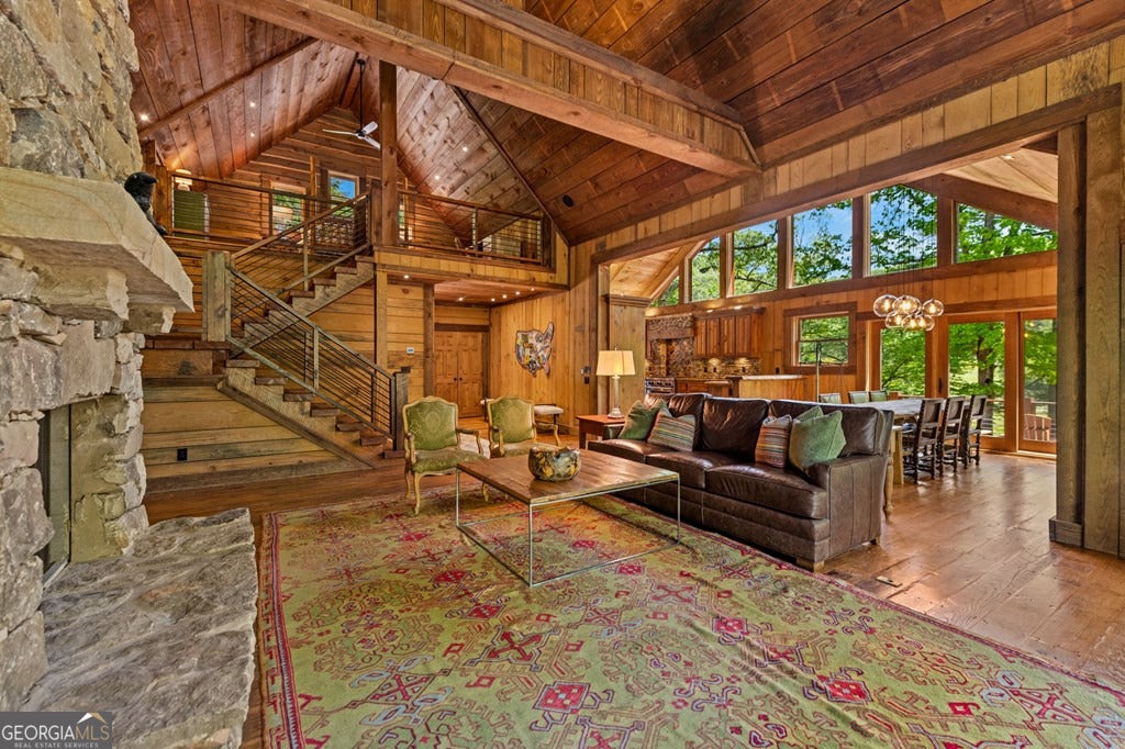 Cherry Log, Georgia, 30522, United States, 5 Bedrooms Bedrooms, ,5 BathroomsBathrooms,Residential,Active,2045694