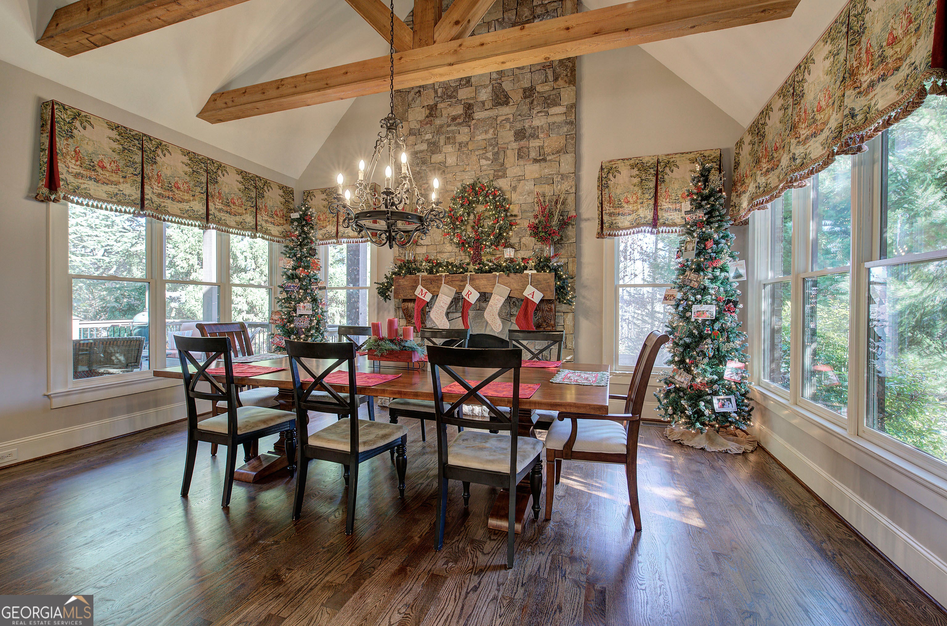 Canton, Georgia, 30114, United States, 6 Bedrooms Bedrooms, ,5 BathroomsBathrooms,Residential,Active,2009409