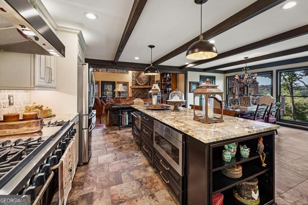 Ellijay, Georgia, 30536, United States, 4 Bedrooms Bedrooms, ,3 BathroomsBathrooms,Residential,Active,1863308