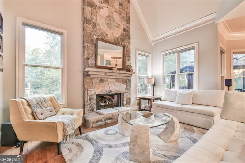 Hoschton, Georgia, 30548, United States, 5 Bedrooms Bedrooms, ,6 BathroomsBathrooms,Residential,Active,2011443