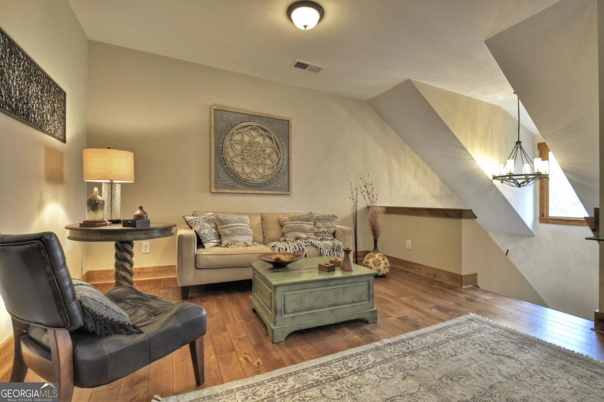 Ellijay, Georgia, 30540, United States, 5 Bedrooms Bedrooms, ,4 BathroomsBathrooms,Residential,Active,1954017