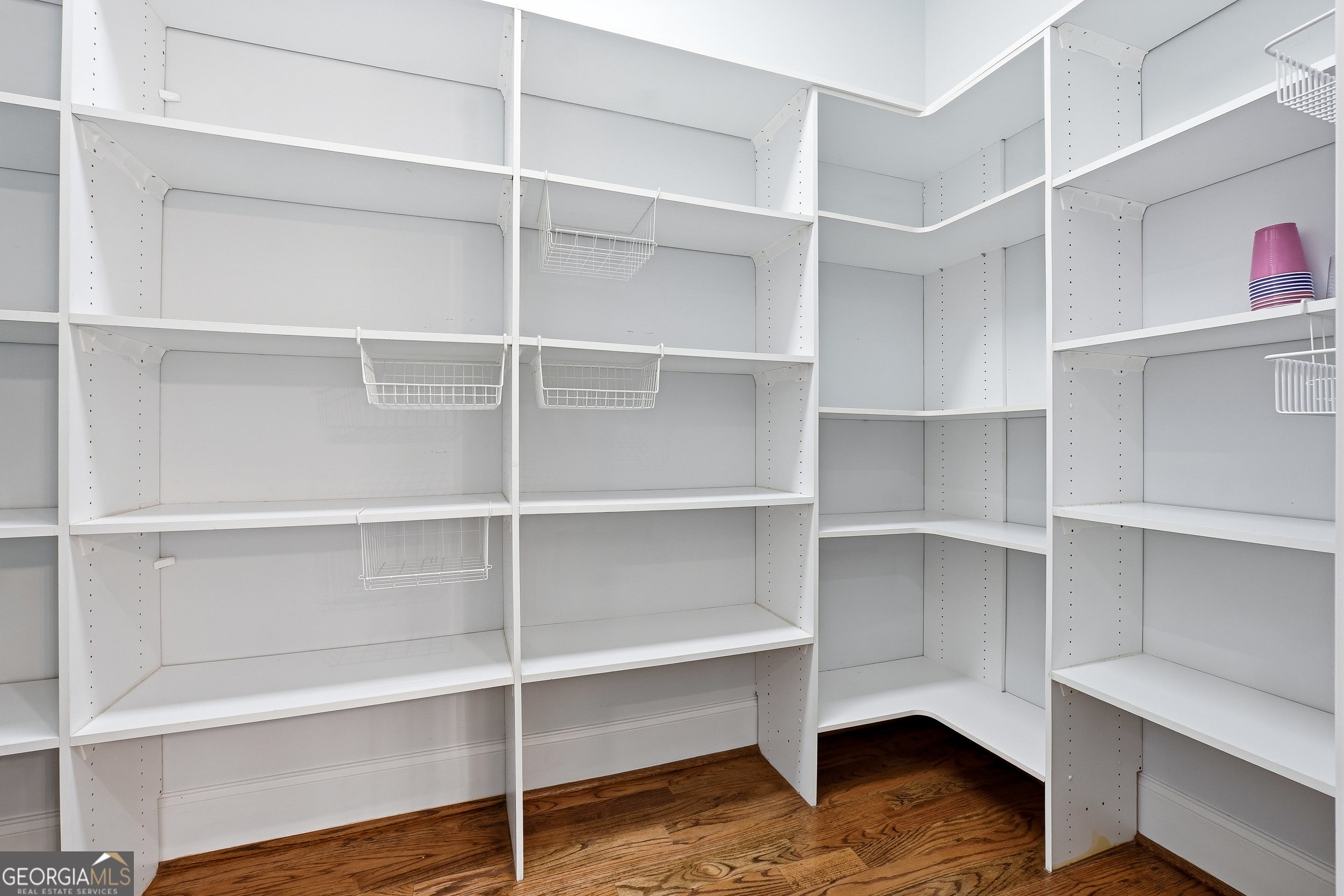 Kennesaw, Georgia, 30152, United States, 6 Bedrooms Bedrooms, ,8 BathroomsBathrooms,Residential,Active,2009375