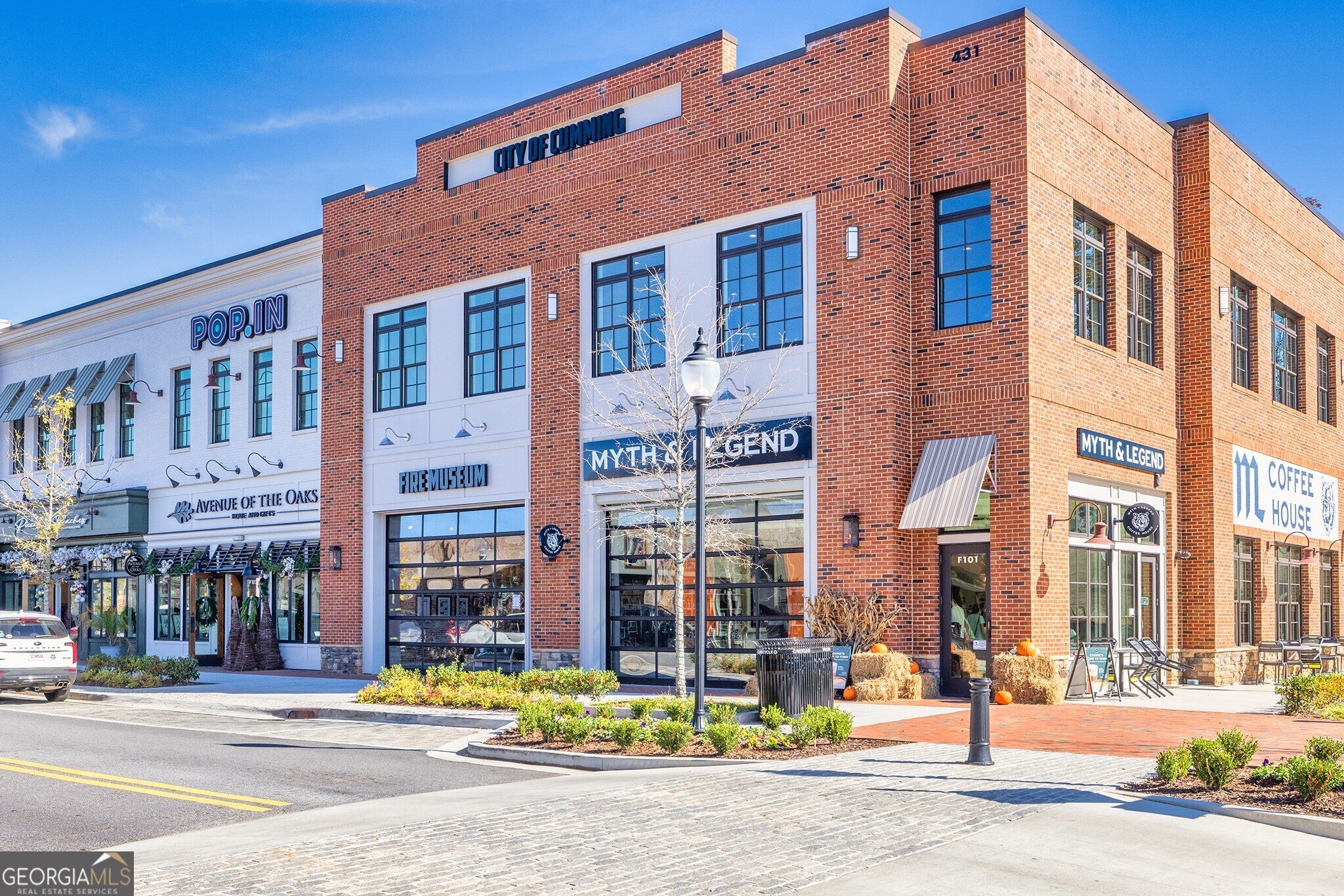 Cumming, Georgia, 30041, United States, 4 Bedrooms Bedrooms, ,5 BathroomsBathrooms,Residential,Active,2008005