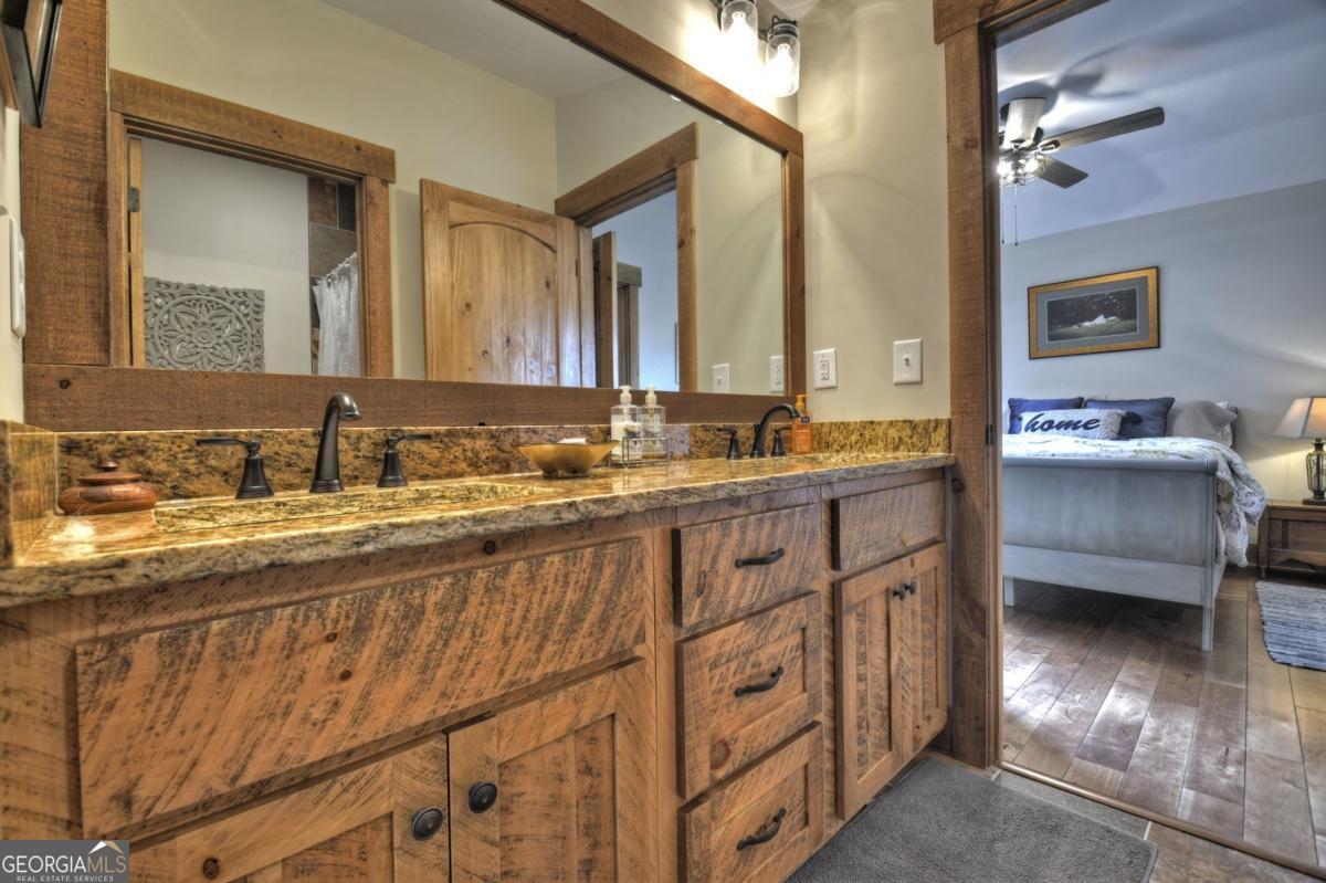 Ellijay, Georgia, 30540, United States, 5 Bedrooms Bedrooms, ,4 BathroomsBathrooms,Residential,Active,1954017