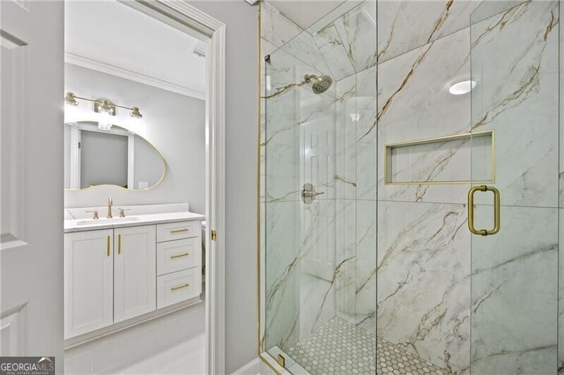 Johns Creek, Georgia, 30097, United States, 6 Bedrooms Bedrooms, ,6 BathroomsBathrooms,Residential,Active,1985586