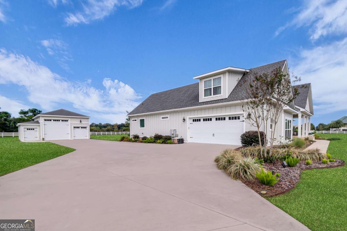 Midway, Georgia, 31320, United States, 5 Bedrooms Bedrooms, ,3 BathroomsBathrooms,Residential,Active,1959929