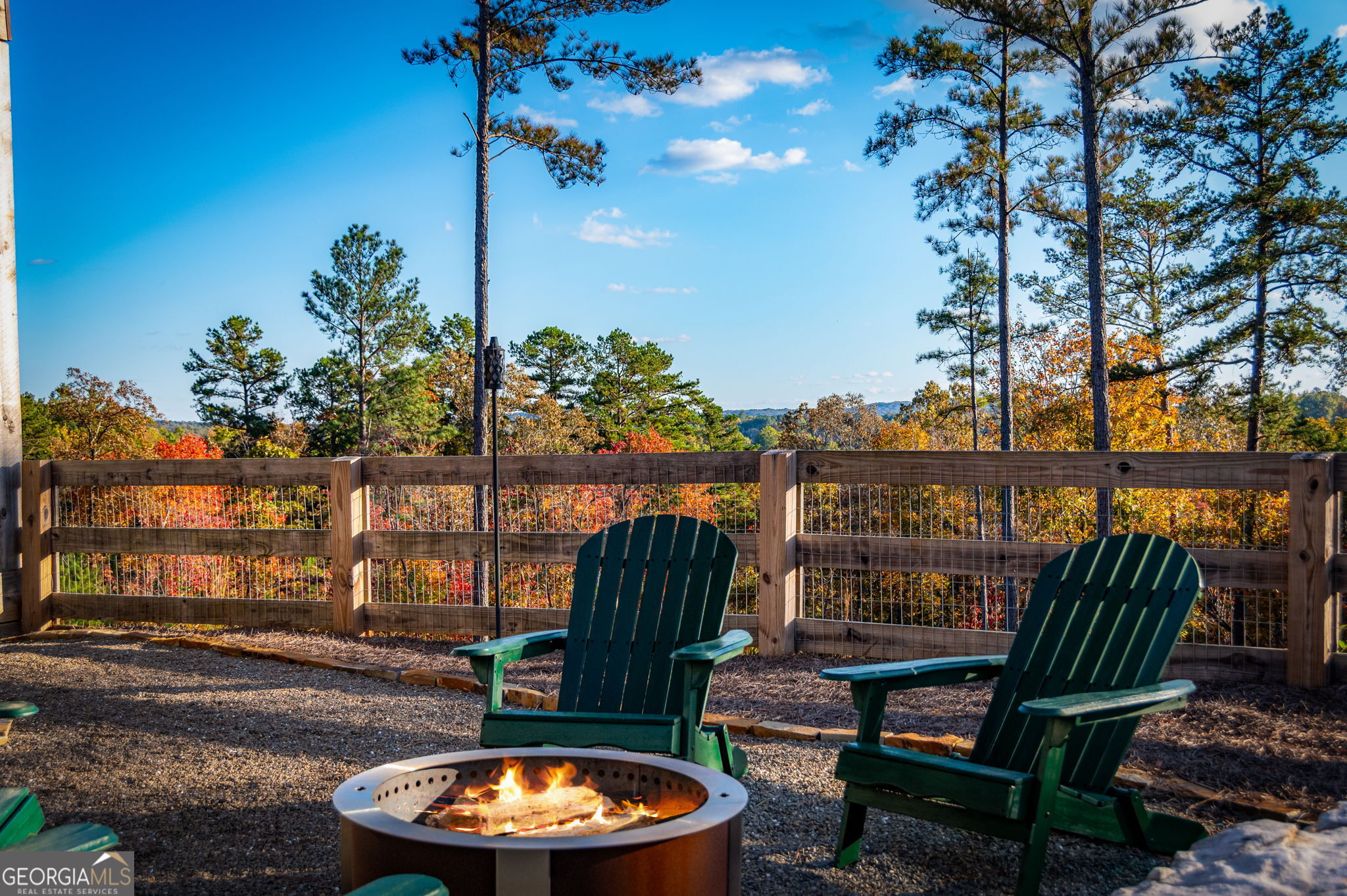 Ellijay, Georgia, 30540, United States, 4 Bedrooms Bedrooms, ,3 BathroomsBathrooms,Residential,Active,1986866