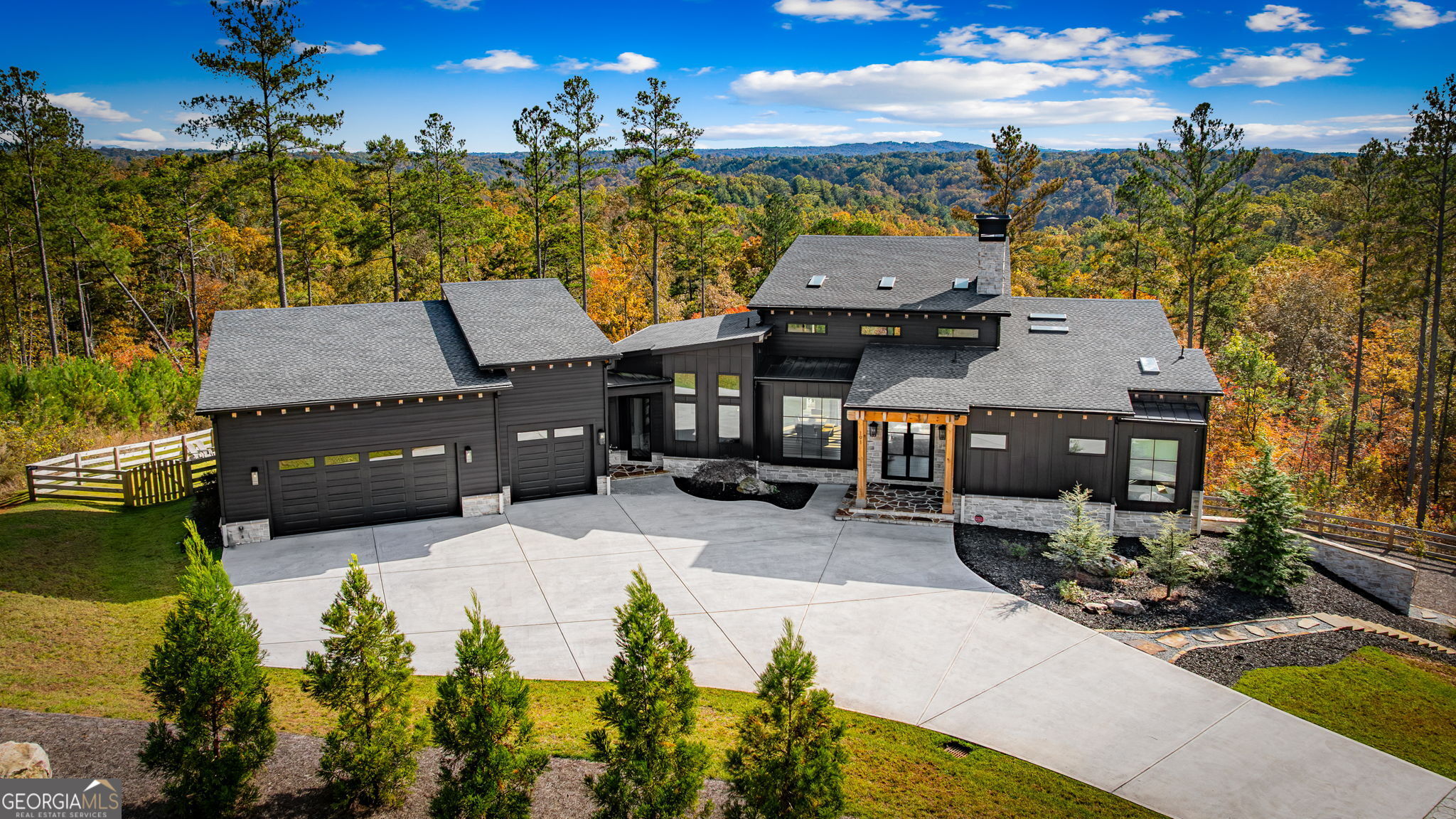 Ellijay, Georgia, 30540, United States, 4 Bedrooms Bedrooms, ,3 BathroomsBathrooms,Residential,Active,1986866