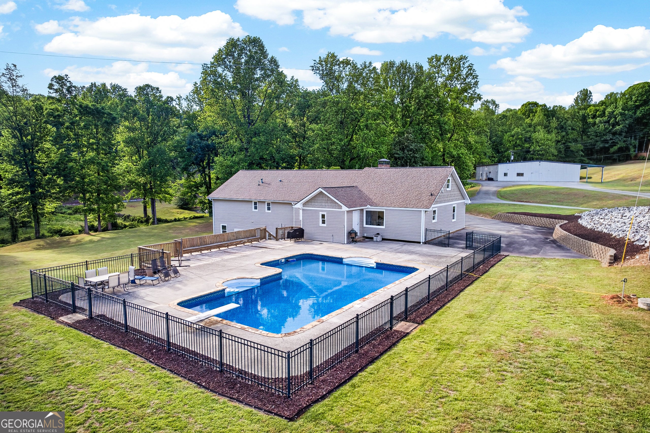 Dahlonega, Georgia, 30533, United States, 5 Bedrooms Bedrooms, ,4 BathroomsBathrooms,Residential,Active,2044583