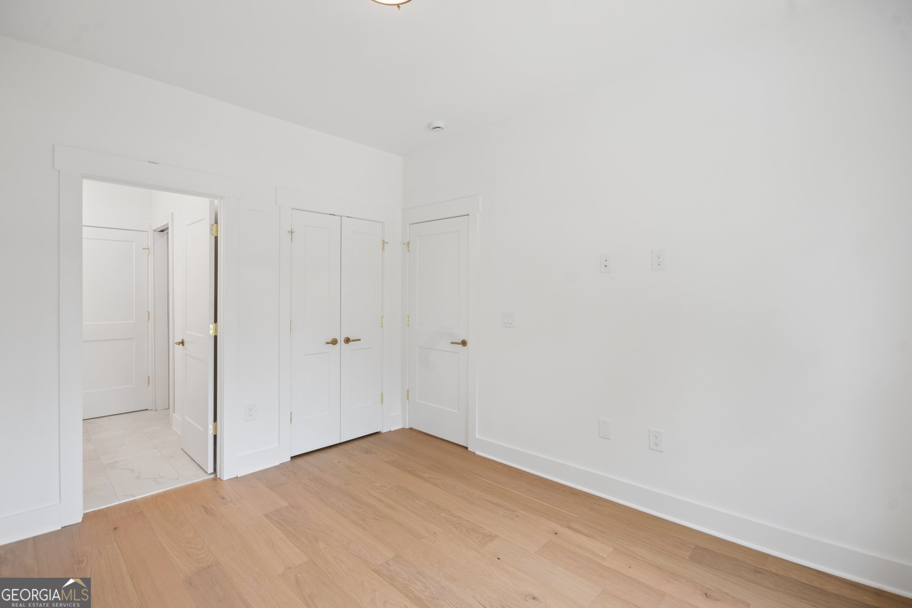 Alpharetta, Georgia, 30022, United States, 5 Bedrooms Bedrooms, ,4 BathroomsBathrooms,Residential,Active,2044146