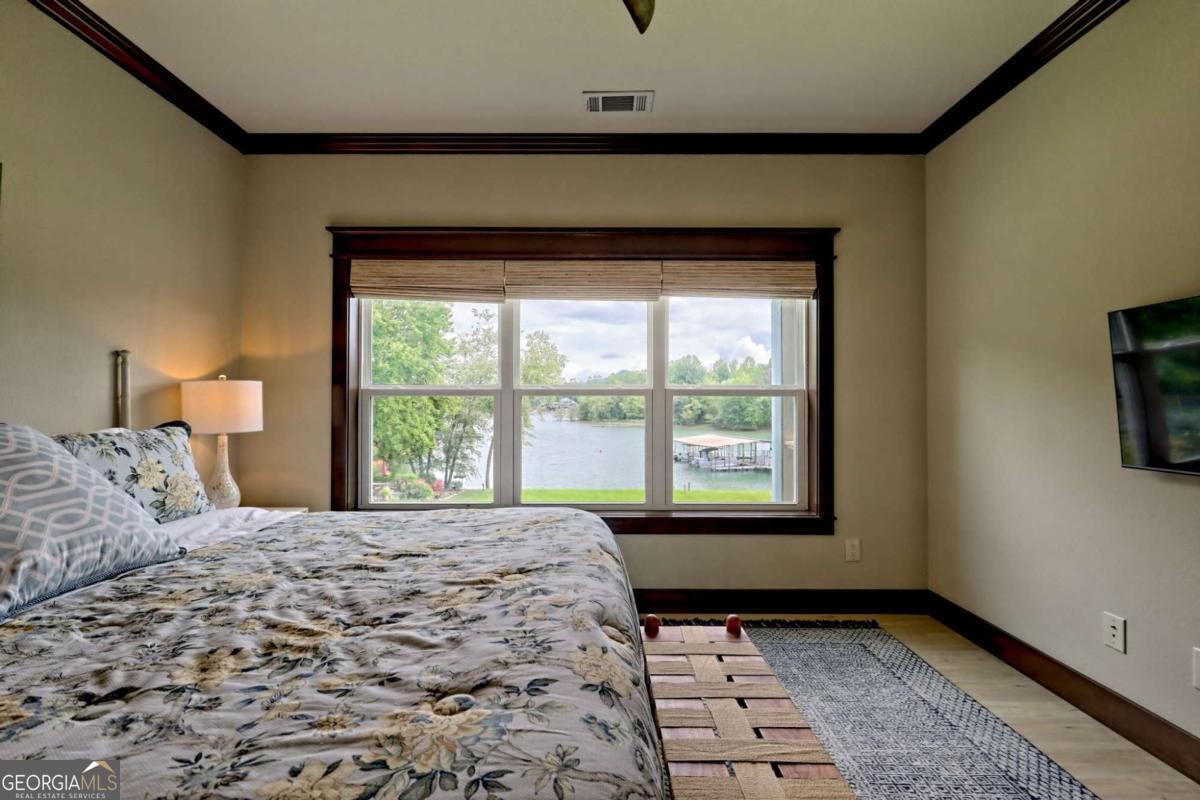 Hiawassee, Georgia, 30546, United States, 2 Bedrooms Bedrooms, ,3 BathroomsBathrooms,Residential,Active,1914779
