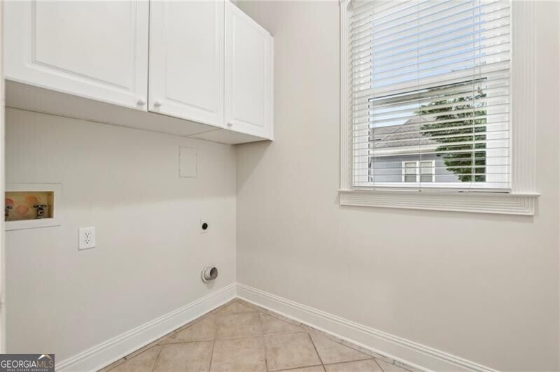 Marietta, Georgia, 30062, United States, 6 Bedrooms Bedrooms, ,6 BathroomsBathrooms,Residential,Active,1965854