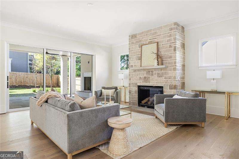 Atlanta, Georgia, 30309, United States, 4 Bedrooms Bedrooms, ,4 BathroomsBathrooms,Residential,Active,1869126