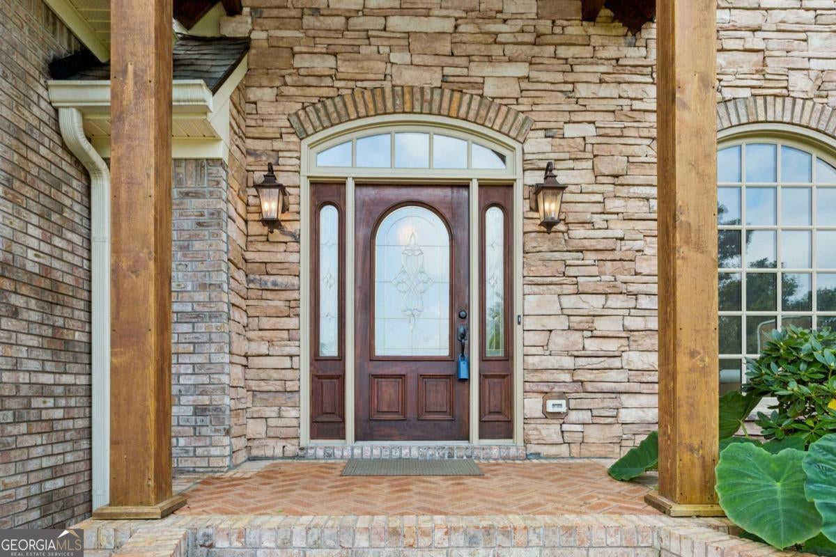 Taylorsville, Georgia, 30178, United States, 5 Bedrooms Bedrooms, ,6 BathroomsBathrooms,Residential,Active,1952987