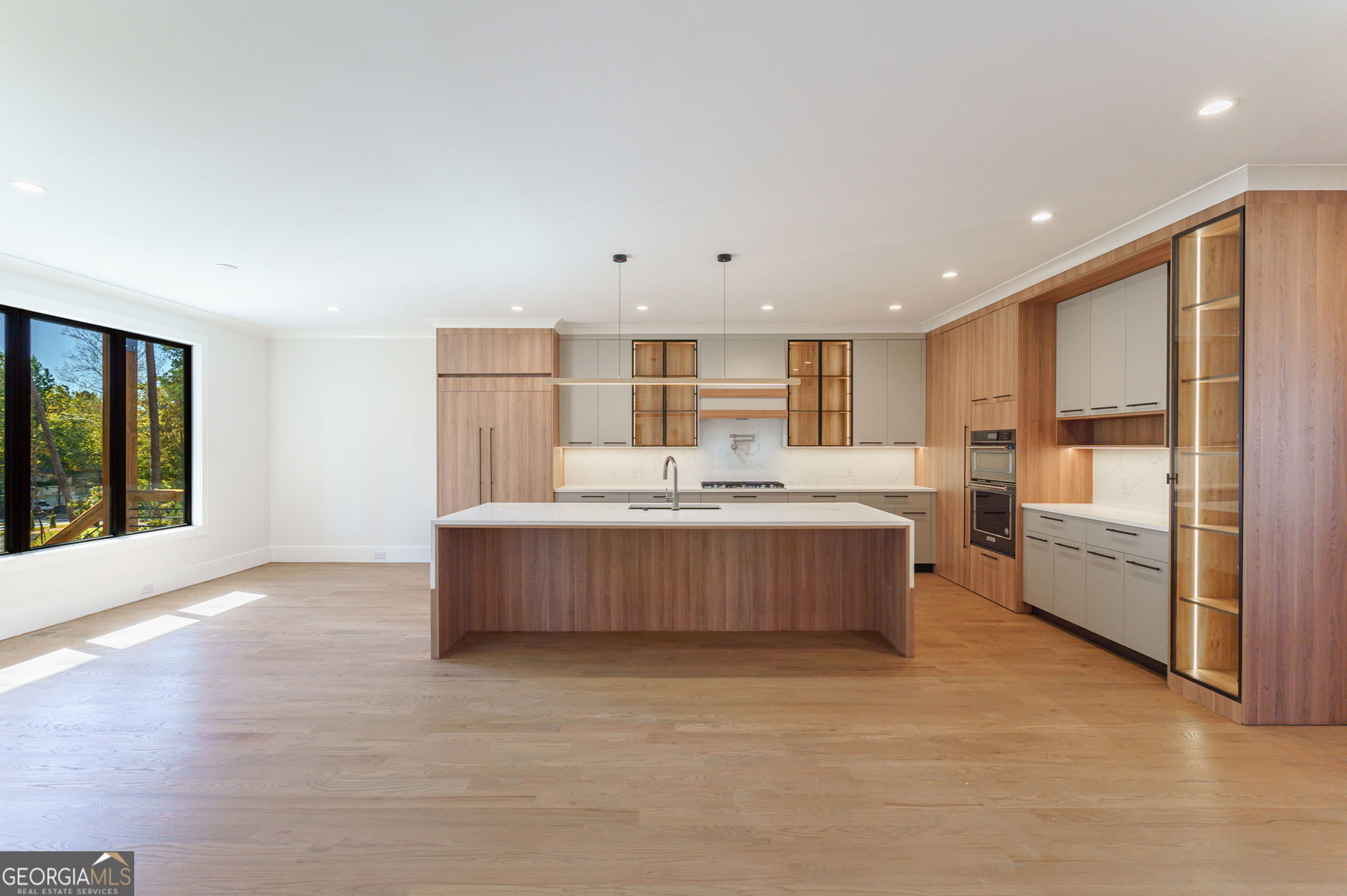 Cumming, Georgia, 30041, United States, 4 Bedrooms Bedrooms, ,4 BathroomsBathrooms,Residential,Active,1969675