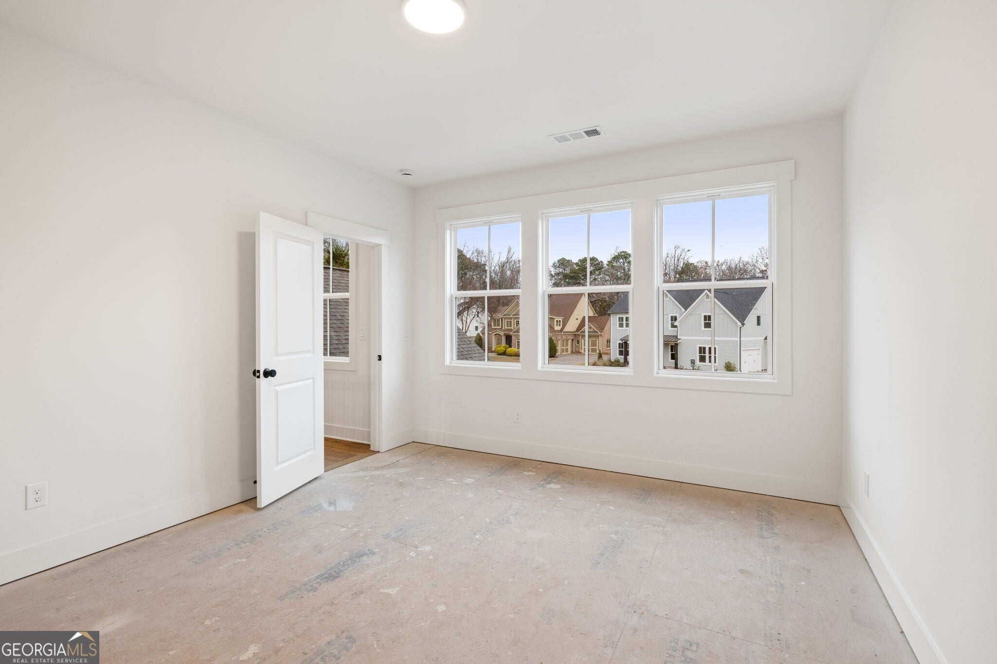 Gainesville, Georgia, 30506, United States, 4 Bedrooms Bedrooms, ,5 BathroomsBathrooms,Residential,Active,1993968