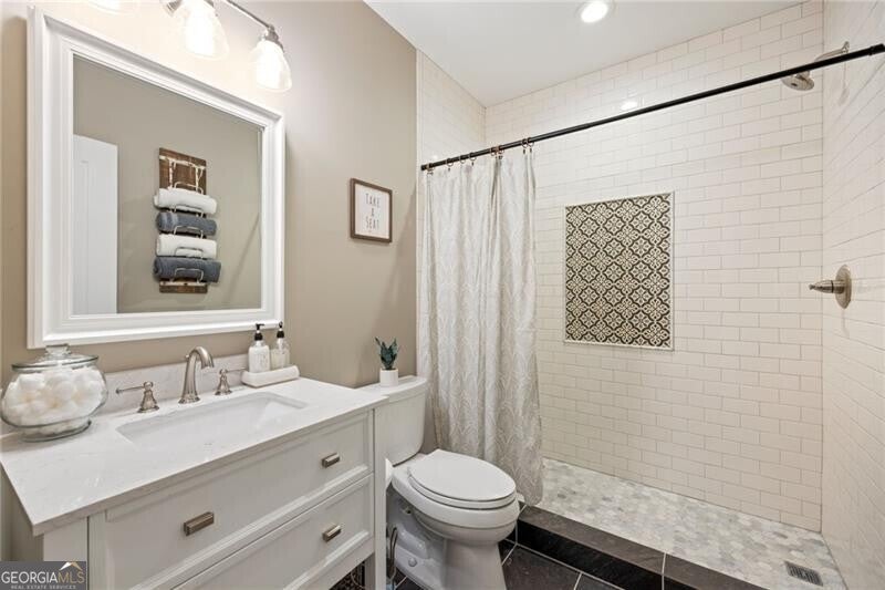 Atlanta, Georgia, 30319, United States, ,5 BathroomsBathrooms,Residential,Active,1867903