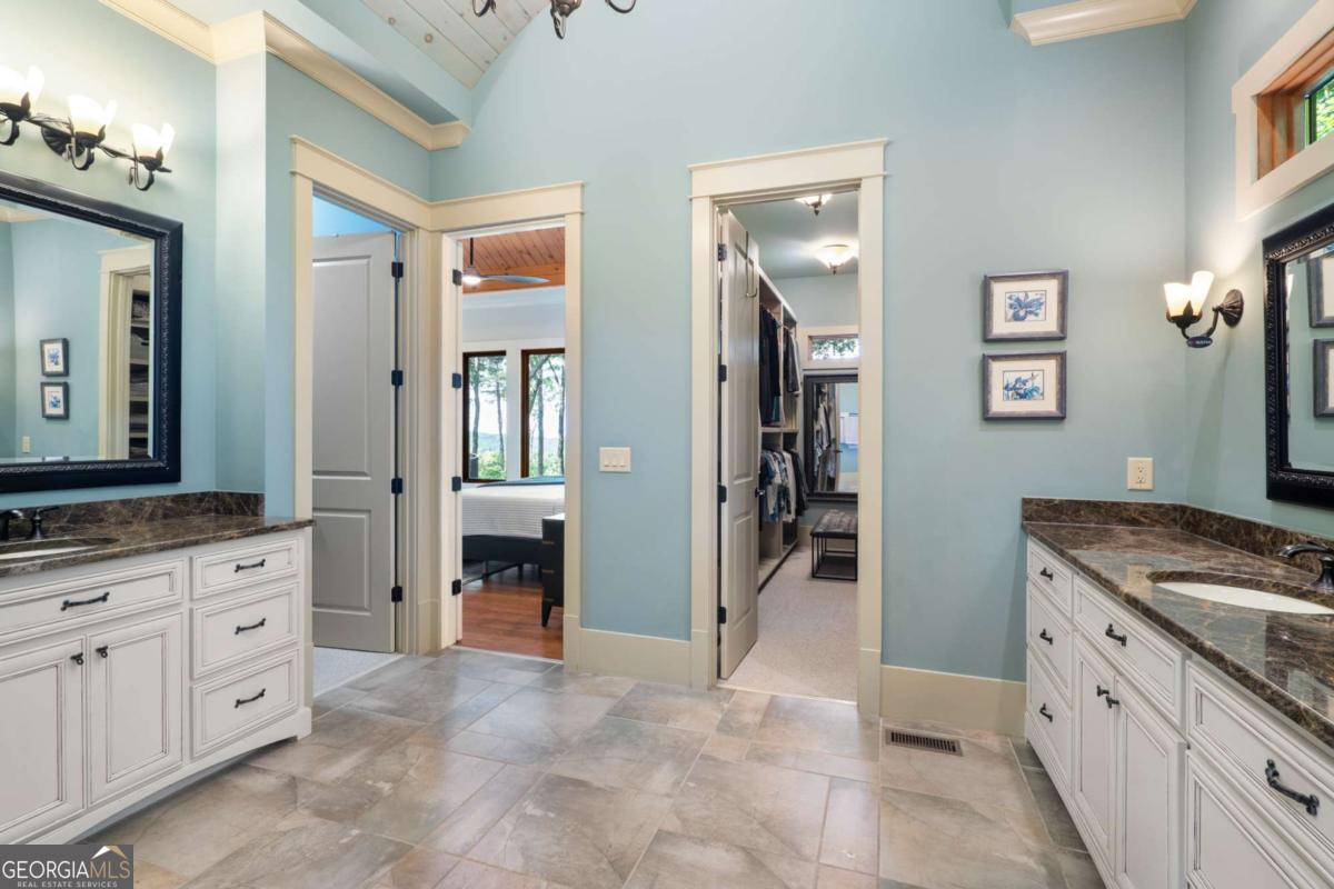 Big Canoe, Georgia, 30143, United States, 5 Bedrooms Bedrooms, ,5 BathroomsBathrooms,Residential,Active,1997601