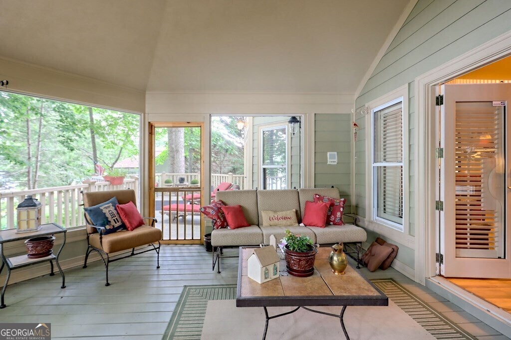 Hiawassee, Georgia, 30546, United States, 4 Bedrooms Bedrooms, ,4 BathroomsBathrooms,Residential,Active,1718878