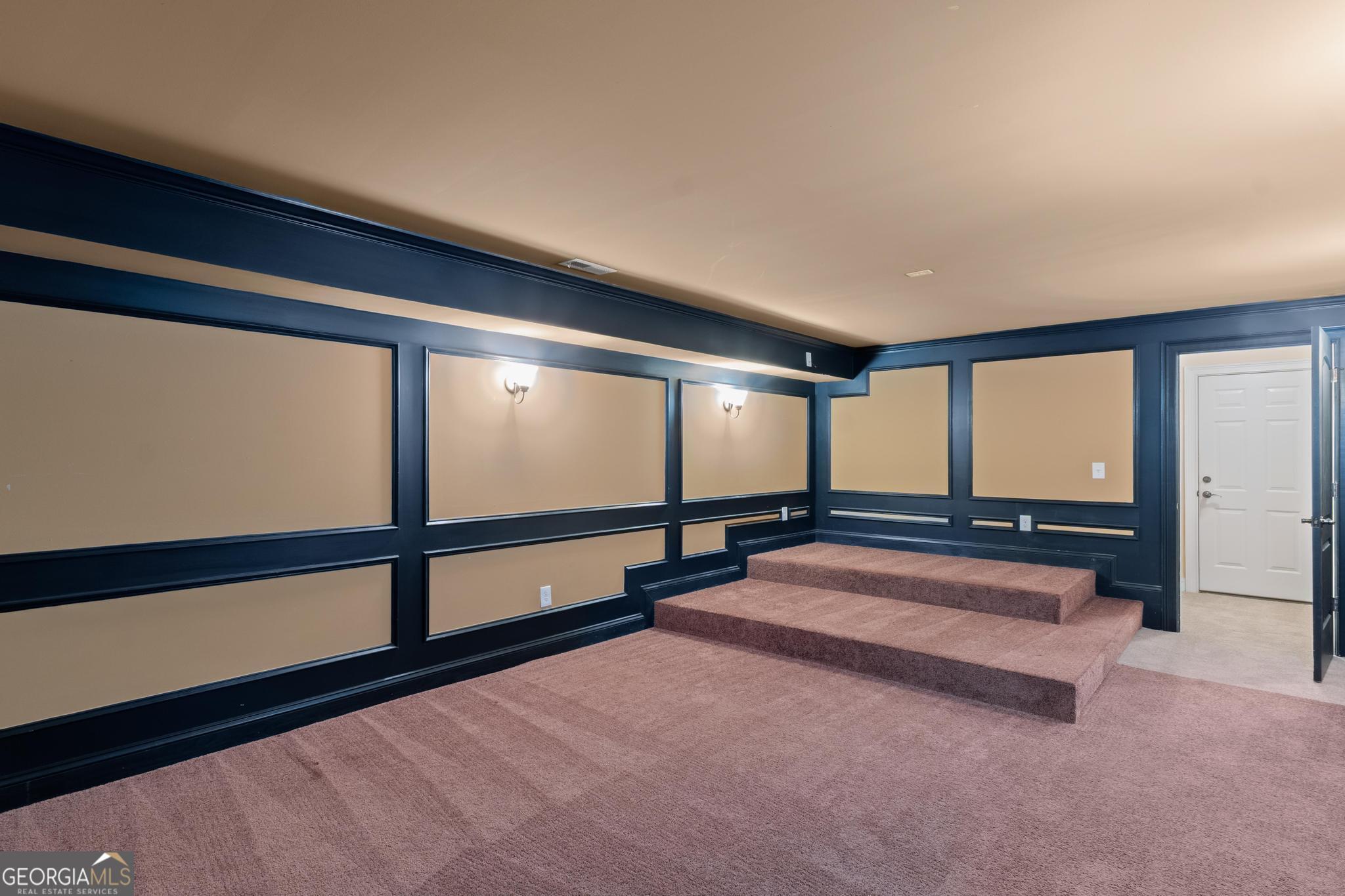 Mcdonough, Georgia, 30253, United States, 8 Bedrooms Bedrooms, ,7 BathroomsBathrooms,Residential,Active,1899862